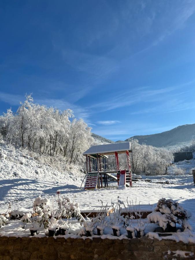 Купецький Двір Hotell Mizhhirya  Eksteriør bilde